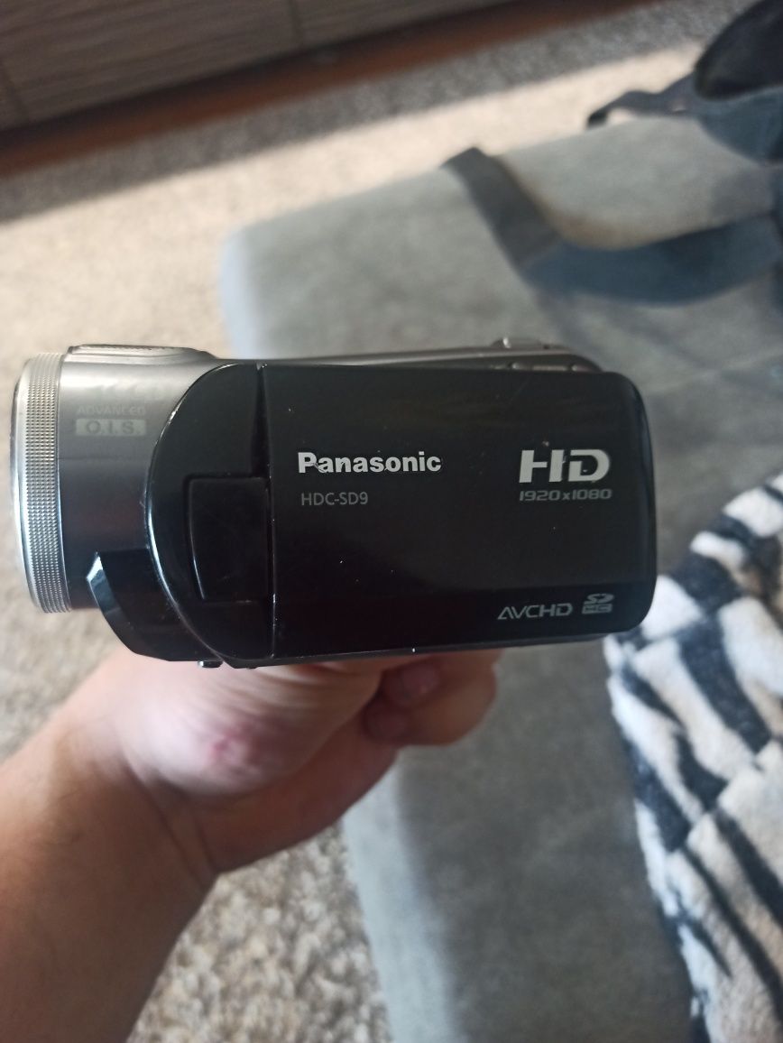 Видеокамера Panasonic HDC-SD9