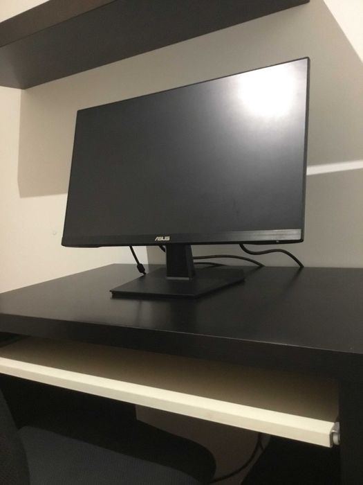 PC Gaming + Monitor ASUS + Secretária + Cadeira