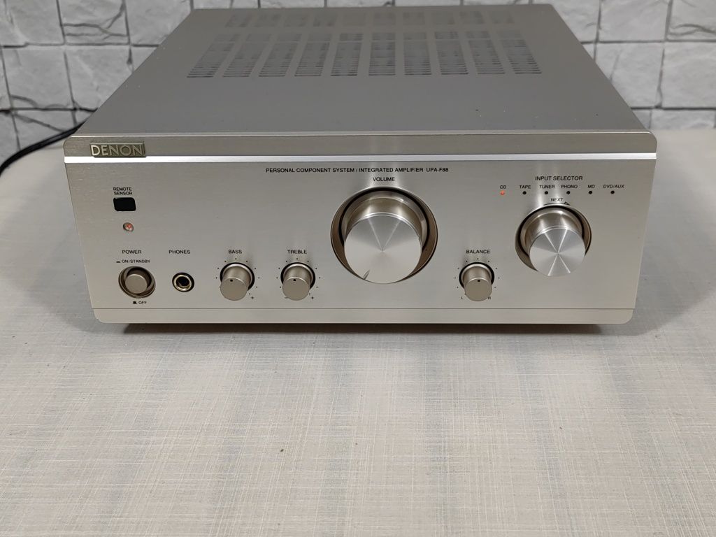 Denon UPA-F88 wysokiej klasy wzmacniacz stereo serii midi