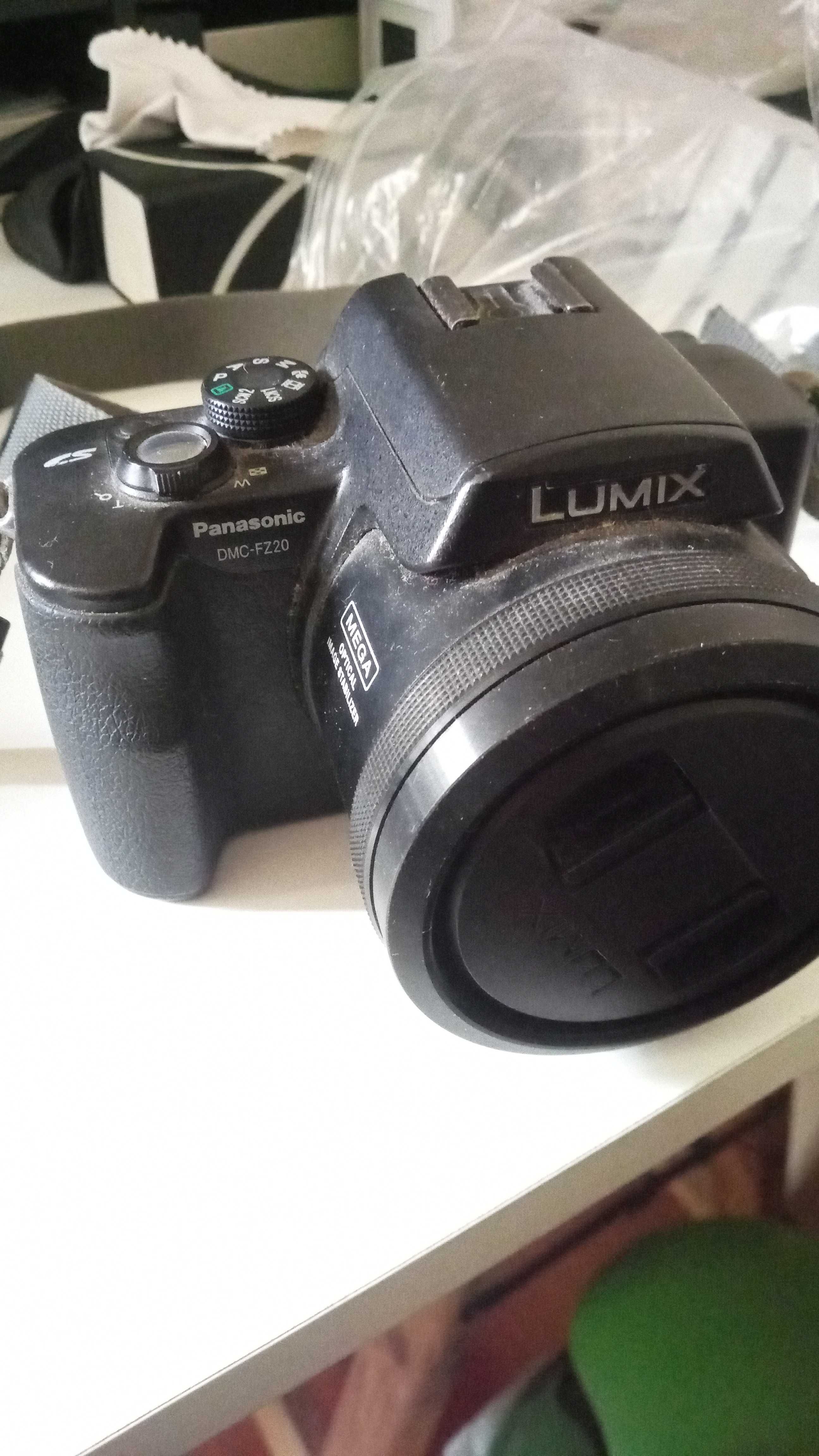 Máquina fotográfica Lumix