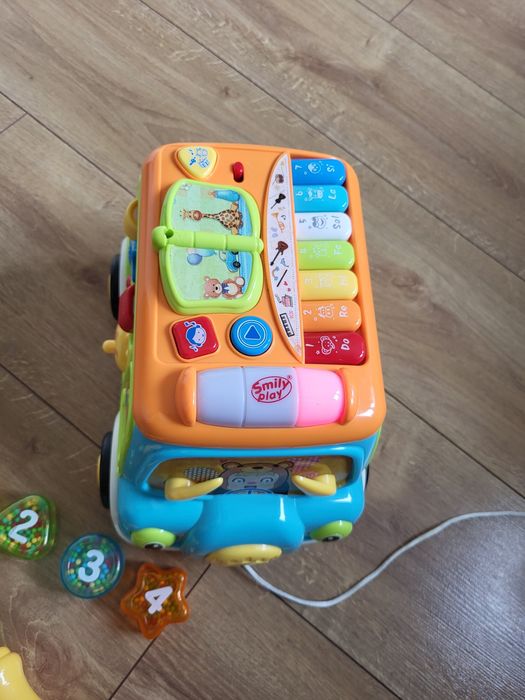 Smily Play, Zabawka interaktywna Wesoły Autobus