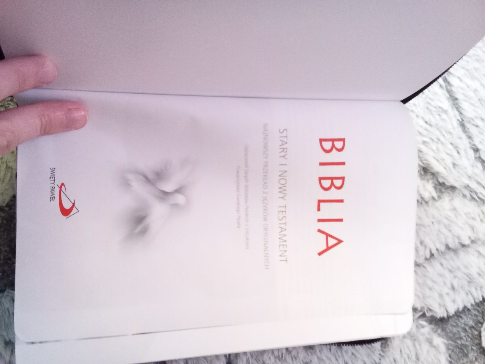 Biblia edycja św. Pawła ( biblia Paulistów) z kolorową wkładką