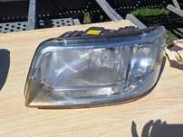 Vw T5 Caravelle lampa lewa przód