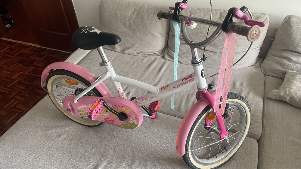 Bicicleta de criança (menina)