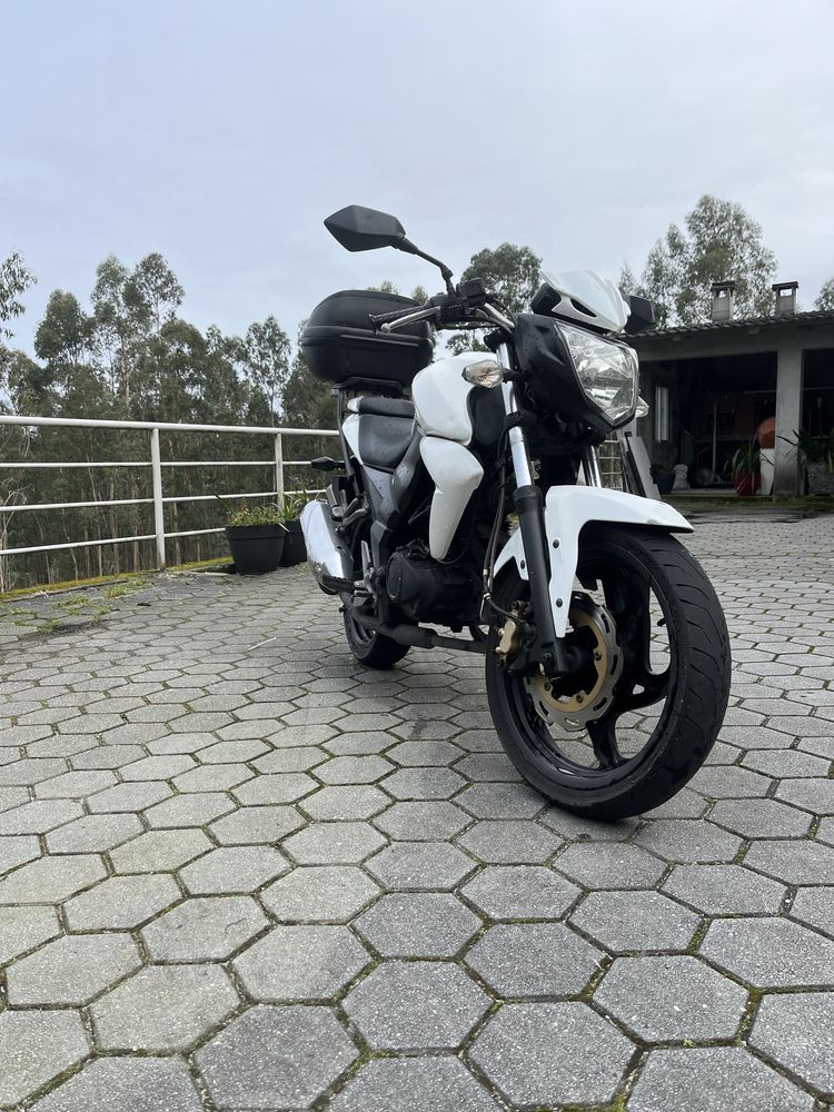Sym Wolf 125 com top case