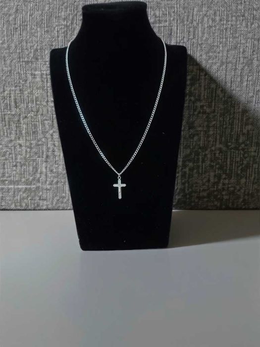 Naszyjnik męski stal szlachetna – pancerka z krzyżykiem 50 cm