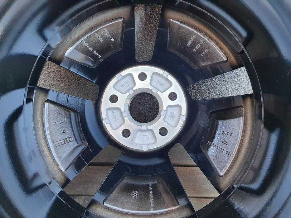 Koła 215/50R18 2GJ Seat Ateca 5x112 Kormoran zima nowe N8041.1859
