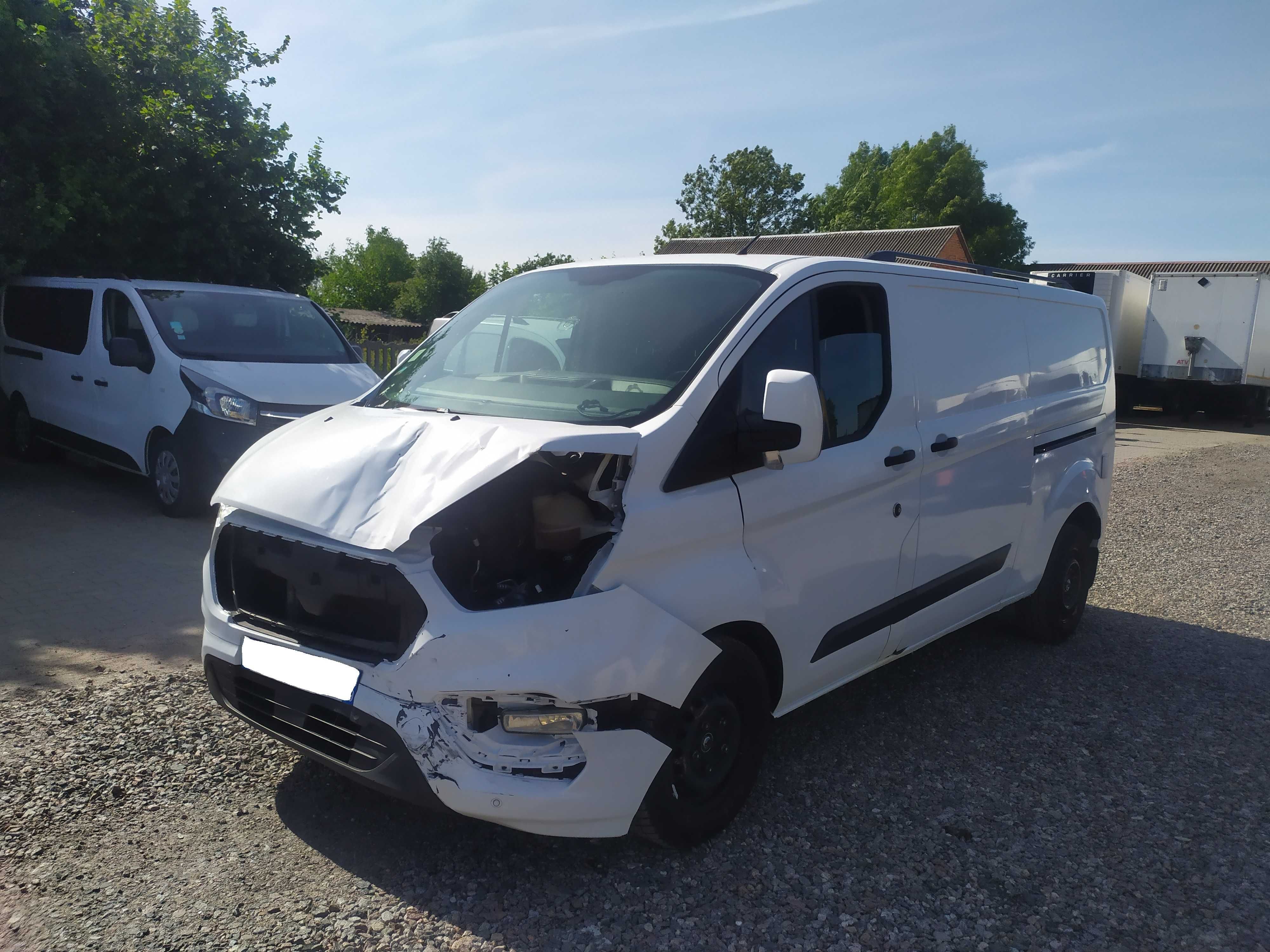 Ford Transit Custom 2,0 130 KM L2H1 Klima