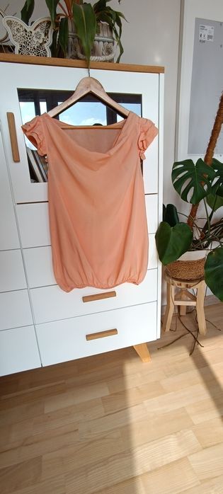 Damska bluzka letnia morelowa rozm. UNI/M