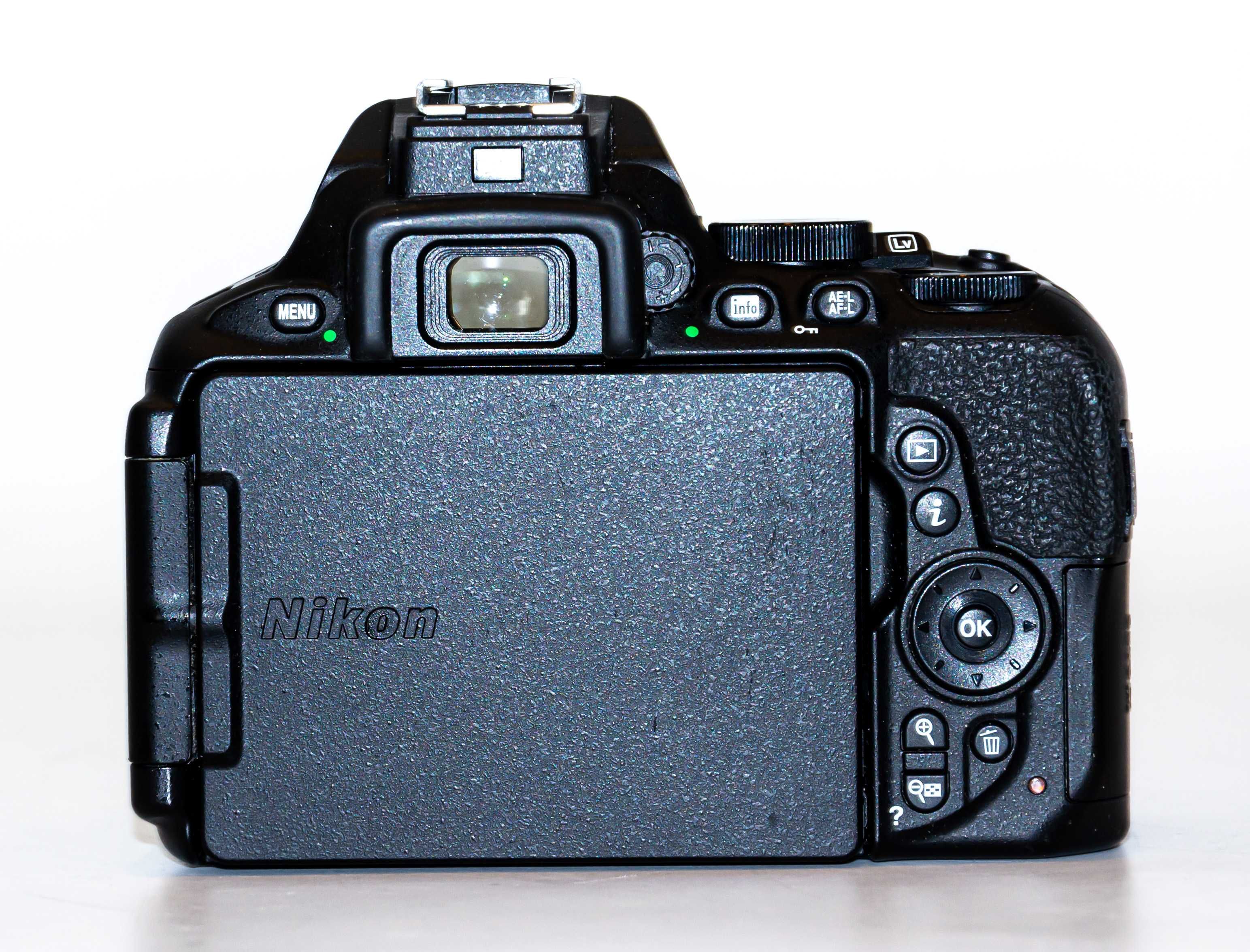 Aparat Nikon D5600 BODY 24Mpix 23TYŚ