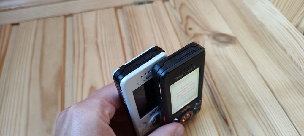 Sony Ericsson W580