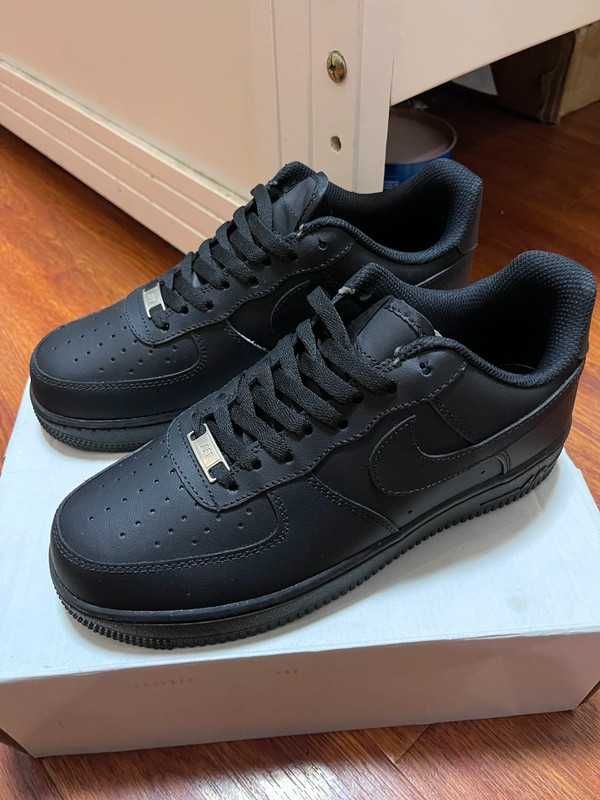 Nike męskie czarne trampki, rozmiar 42
