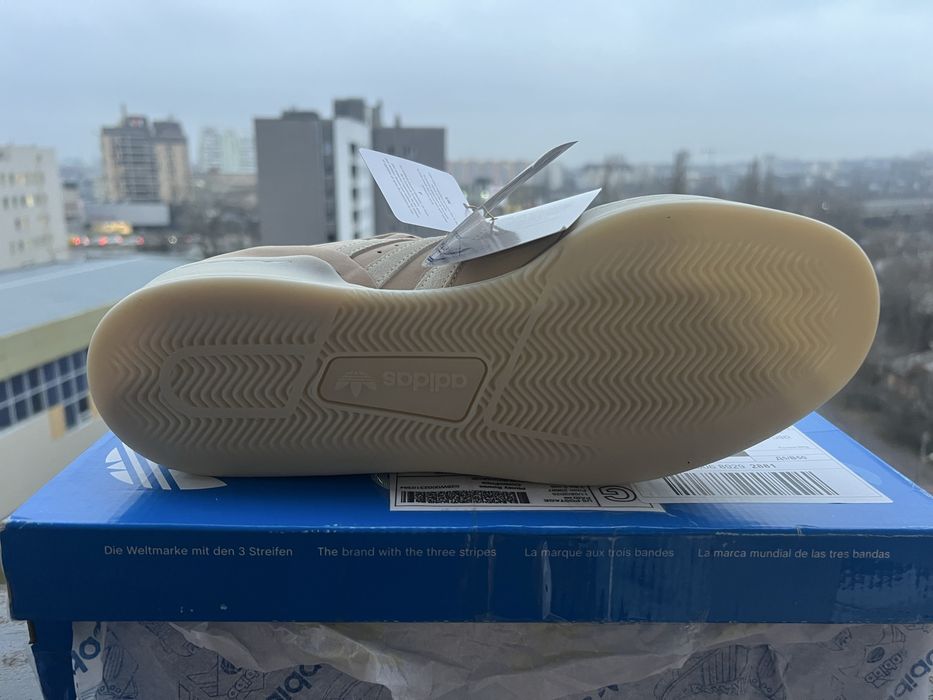 Adidas rivalry lux low