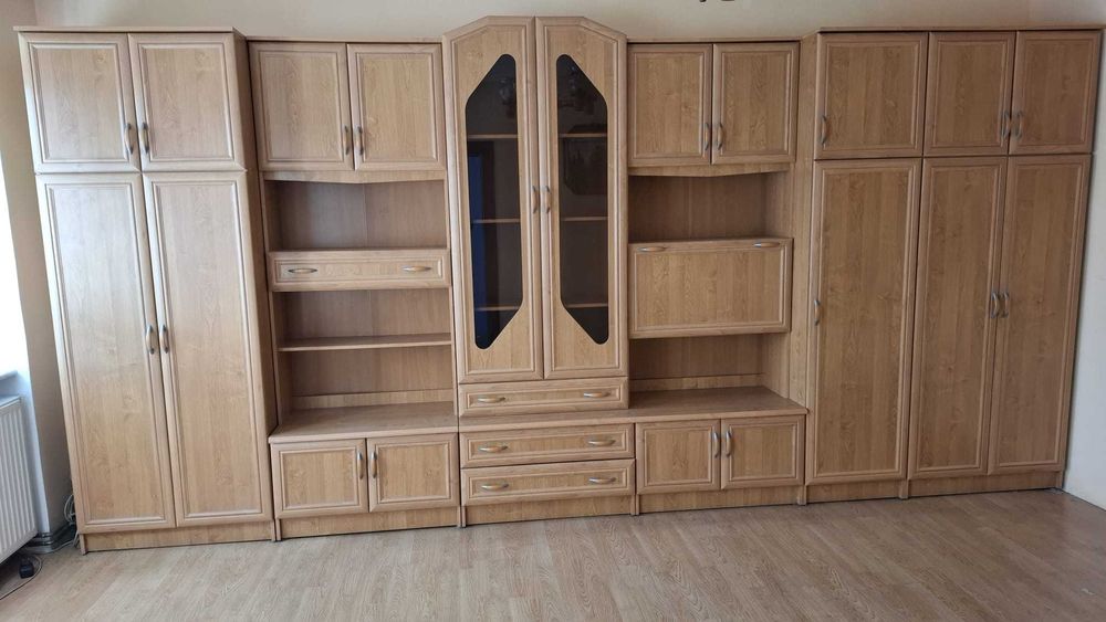 Meble, meblościanka