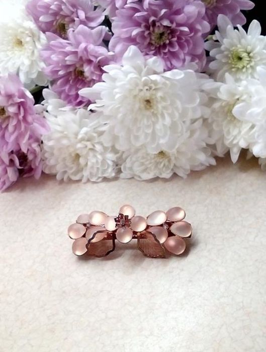 Заколки для волосся