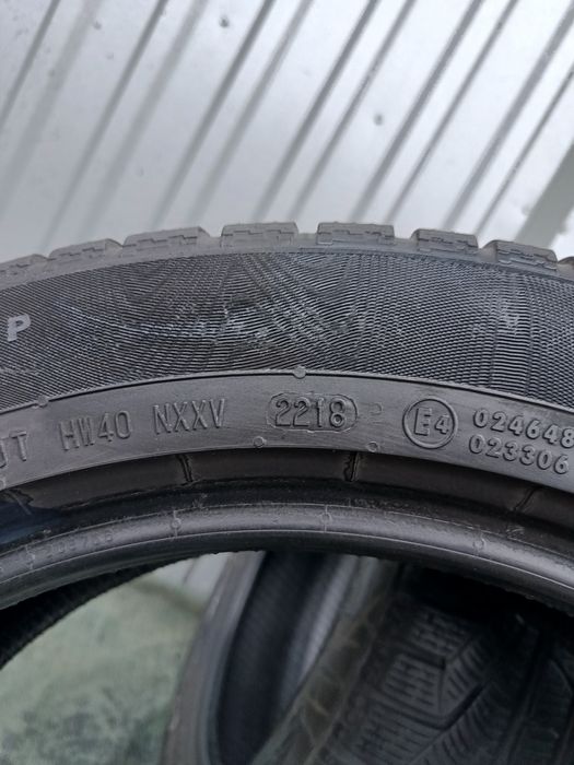 Opony zimowe 225/50/17 Continental Pirelli