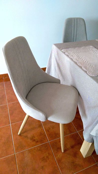 Vendo cadeiras usadas Conforama