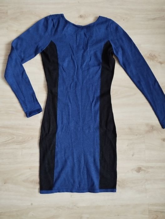 Granatowo-czarna sukienka ołówkowa