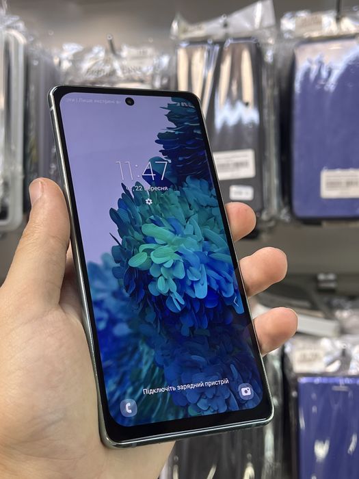 Samsung S20FE 8/256 gb / Самсунг С20Фе 8/256 гб