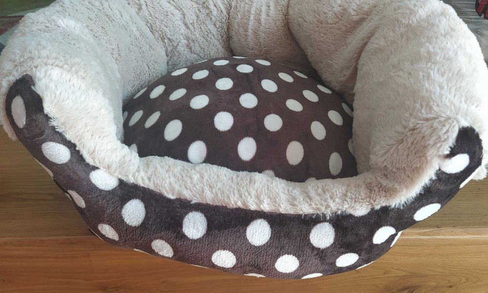 Spanie dla psa, kota - legowisko, leżanka w grochy - nowe