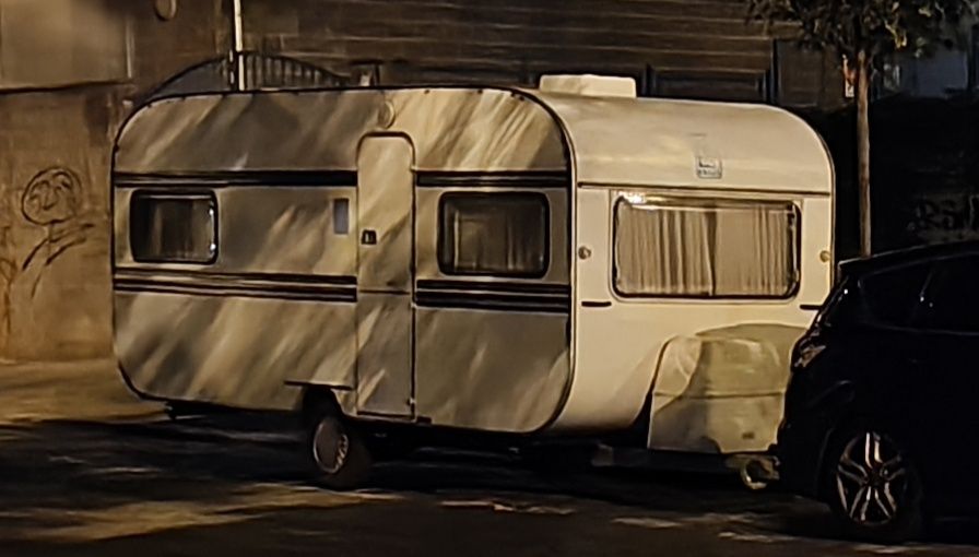 Przyczepa kempingowa retro z 1 ręki stan bardzo dobry odnowiona sucha