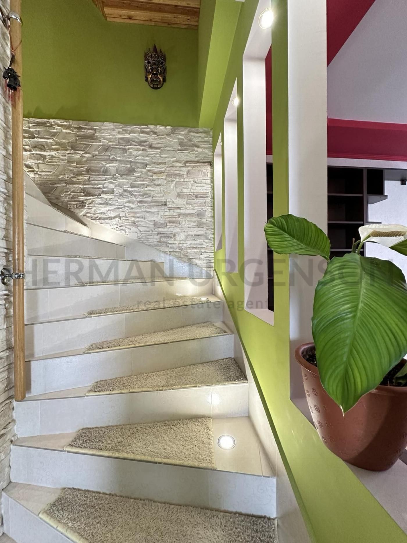 Продаж 4к квартири 115 м.кв / вул. Сiкорського, Новий район