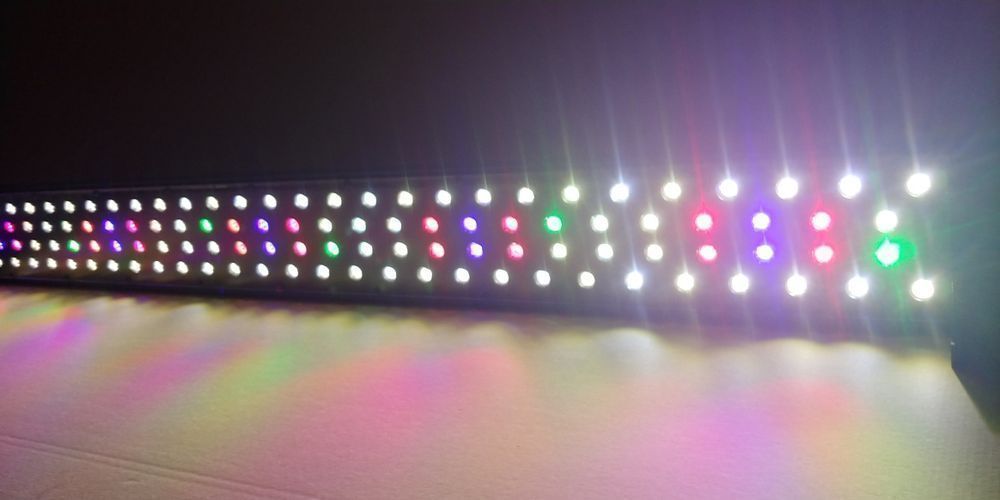 Lampa na diodach Power LED 200 cm oświetlenie do akwarium , belka LED.