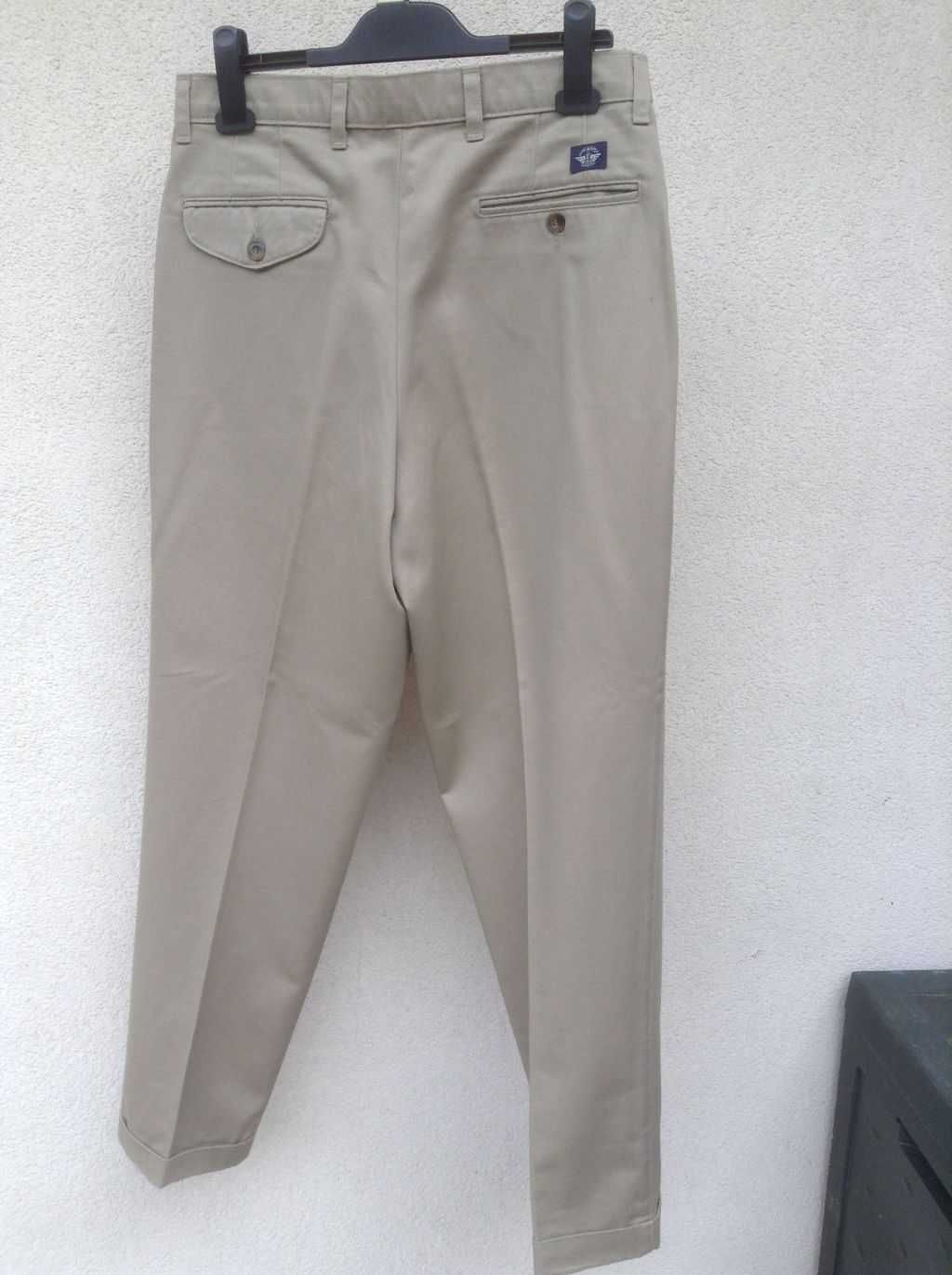 Spodnie męskie  DOCKERS 100% bawełna.  rozmiar- L32/W30.