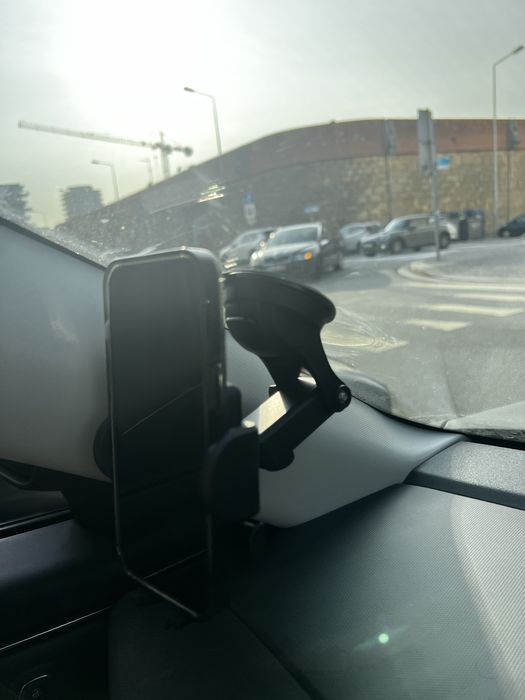 Porta telemovel para carro para ventilação e superficies com ventosa