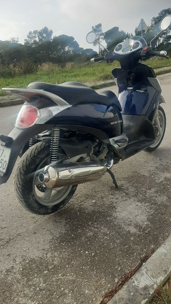 Aprilia Scarabeo 500 cc, motor piaggio