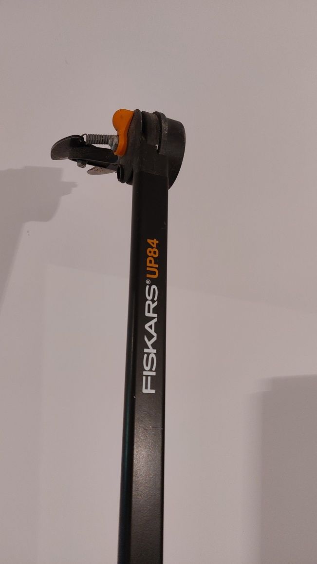 Fiskars sekator teleskopowy UP84