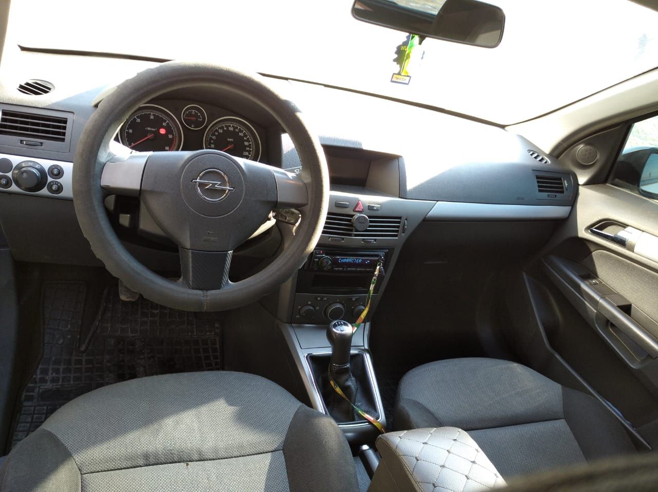 Opel Astra h 2004