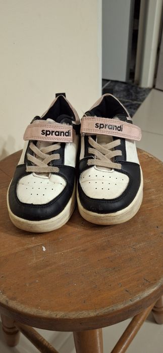 Buty dziecięce rozmiar 31.