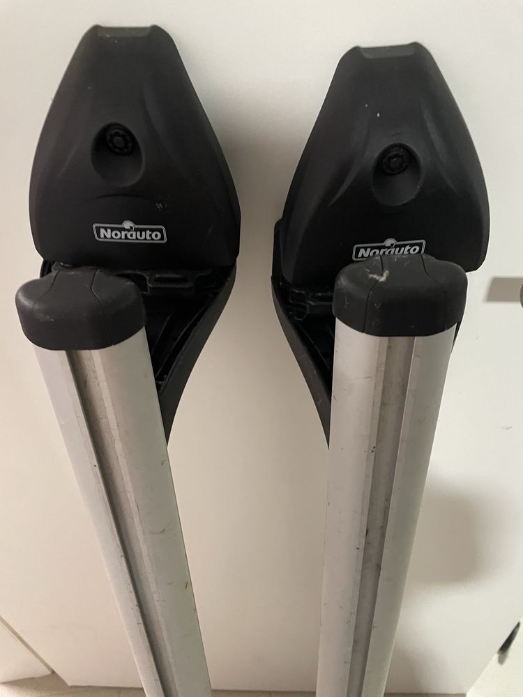 Barras de tejadilho + acessorios de fixação