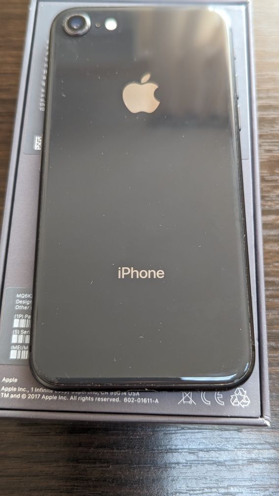 Iphone 8 64Gb ідеальний стан