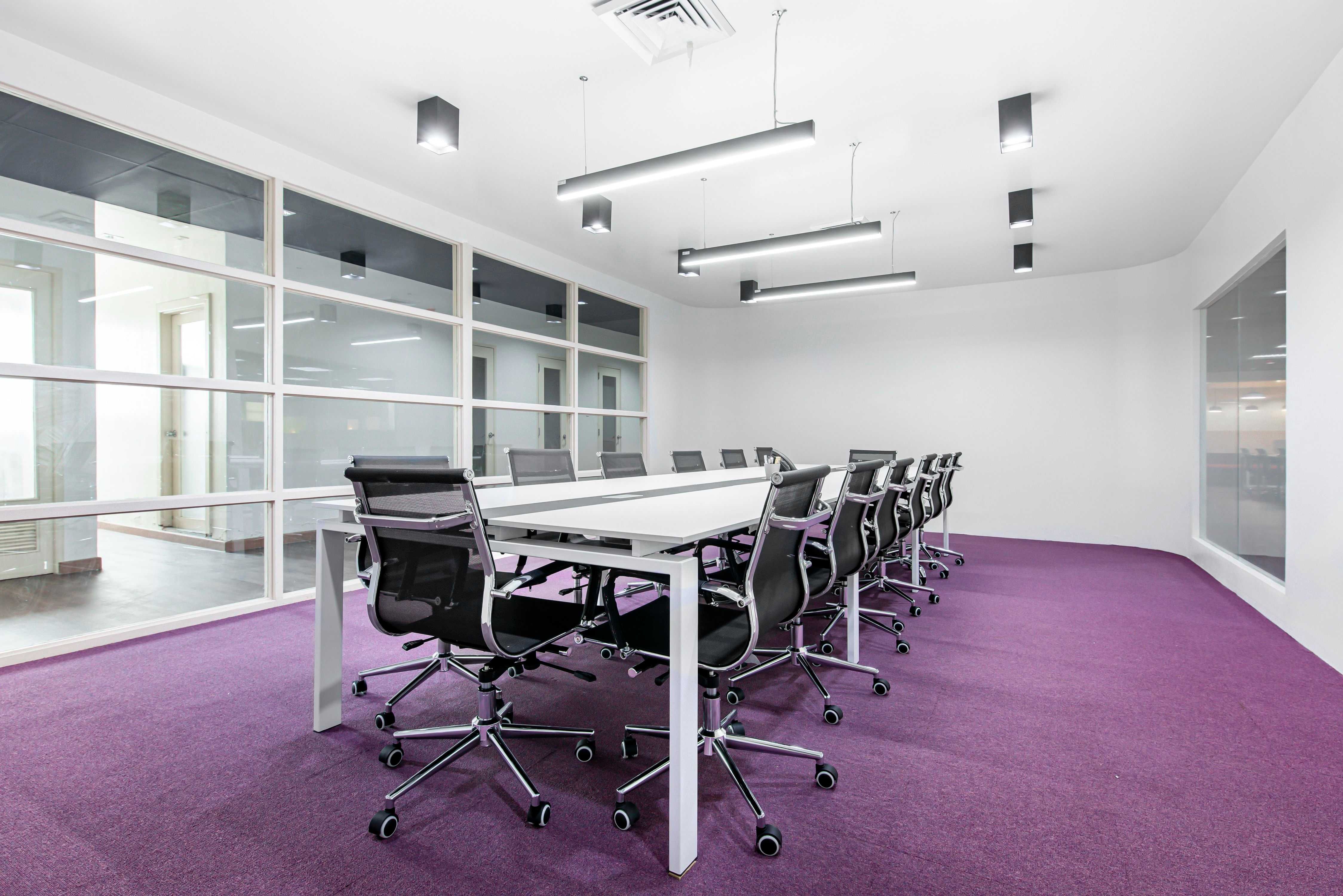Wynajem biura w Krakowie:Profesjonalną biurową w Regus Graffit House