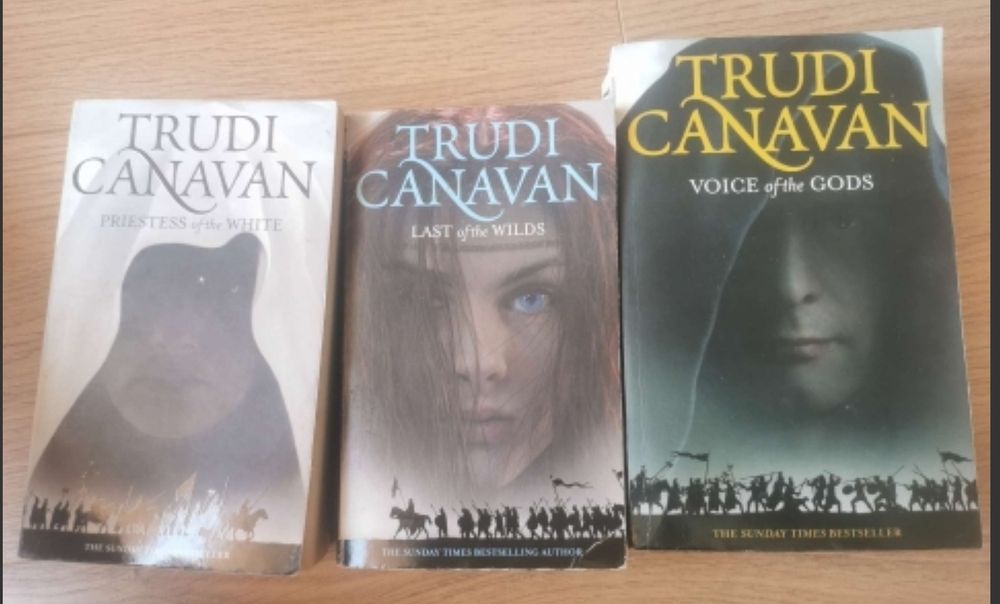 Age of Five Trilogy, Trudi Canavan, Fantastic literatura 
Book 2: Last