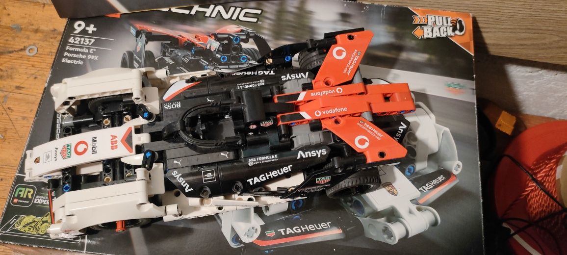 LEGO Technic 42137