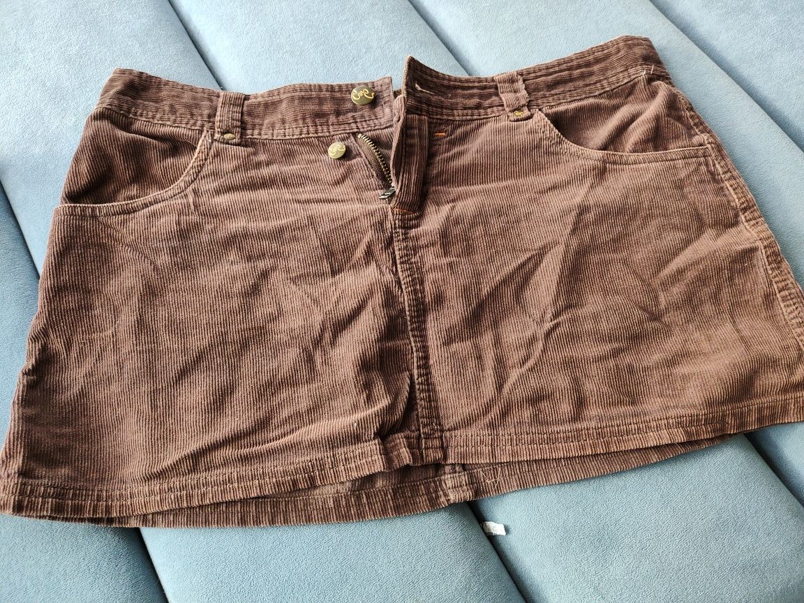 Spódnice Cropp trzy sztuki 2xS i 1xM