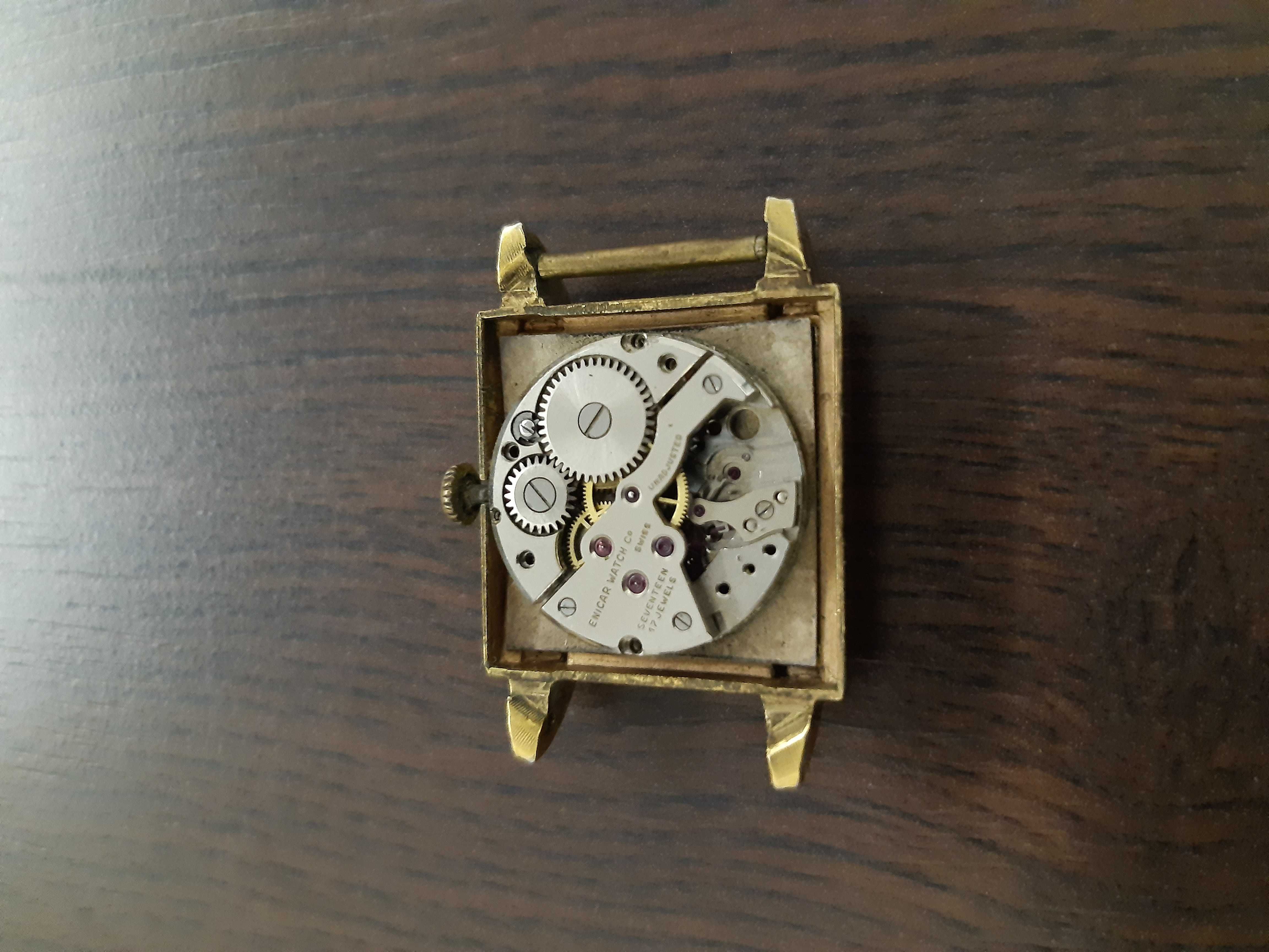 Старые наручные часы