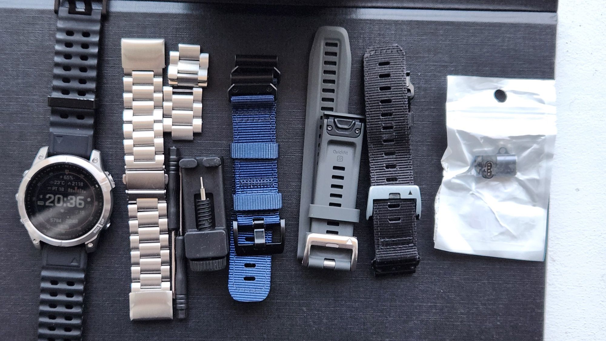 Garmin Fenix 7 Gwarancja 2 lata Bogaty zestaw 5 pasków