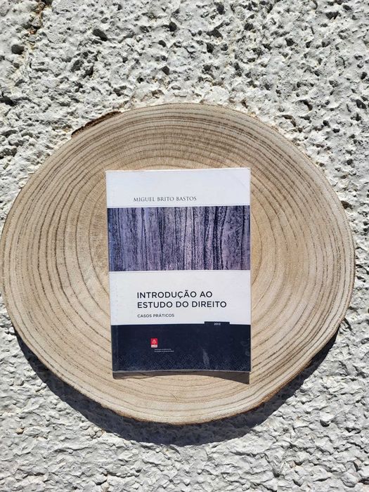 Livros Direito em bom estado
