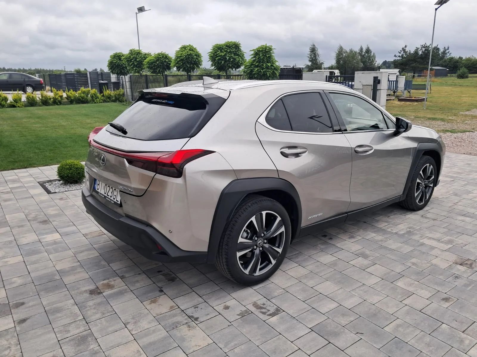 Lexus UX pierwszy właścicel, gwarancja Lexus Relax, faktura VAT23