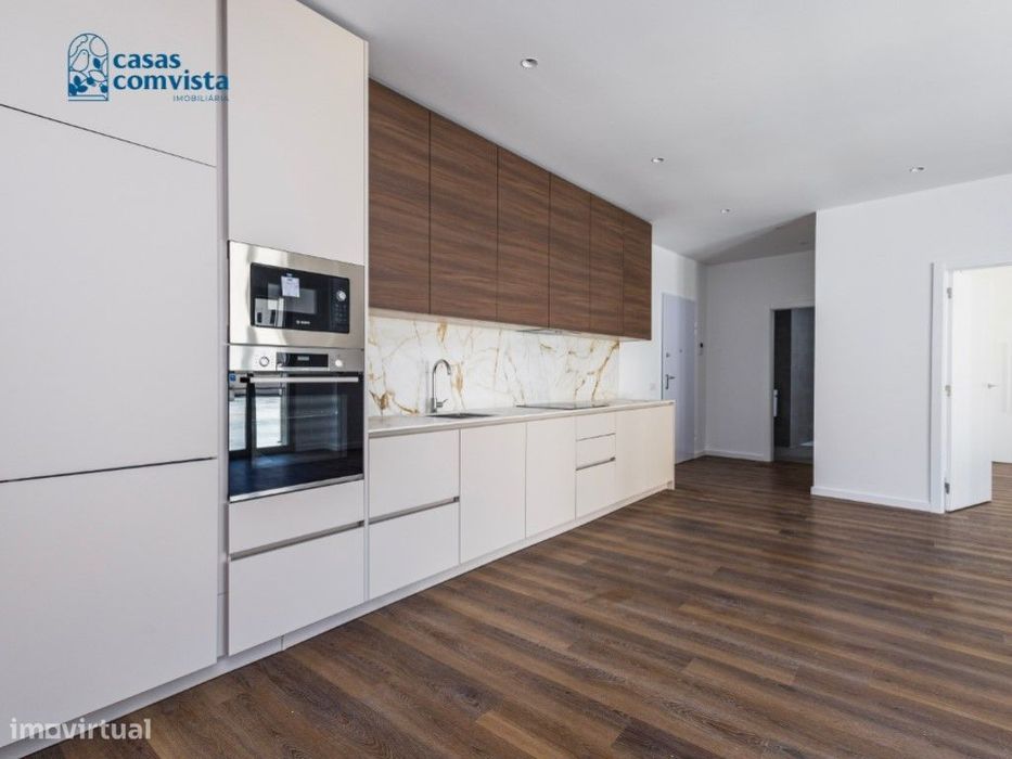 Apartamento T1 Novo com Varanda - Centro de Fátima- Disponivel para...