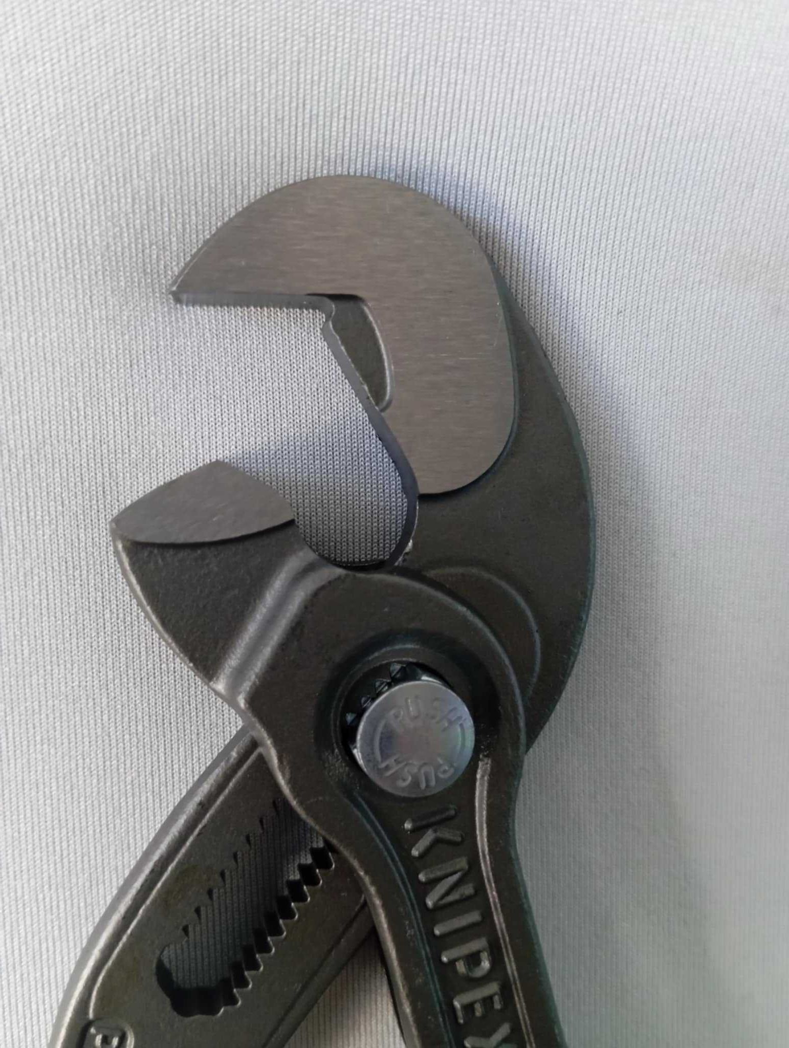 Knipex Szczypce nastawne wielofunkcyjne do śrub i nakrętek