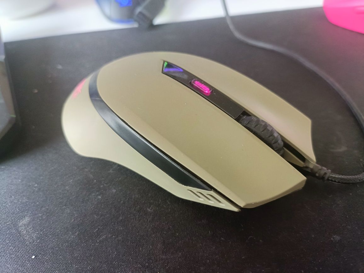 Rato e teclado gaming