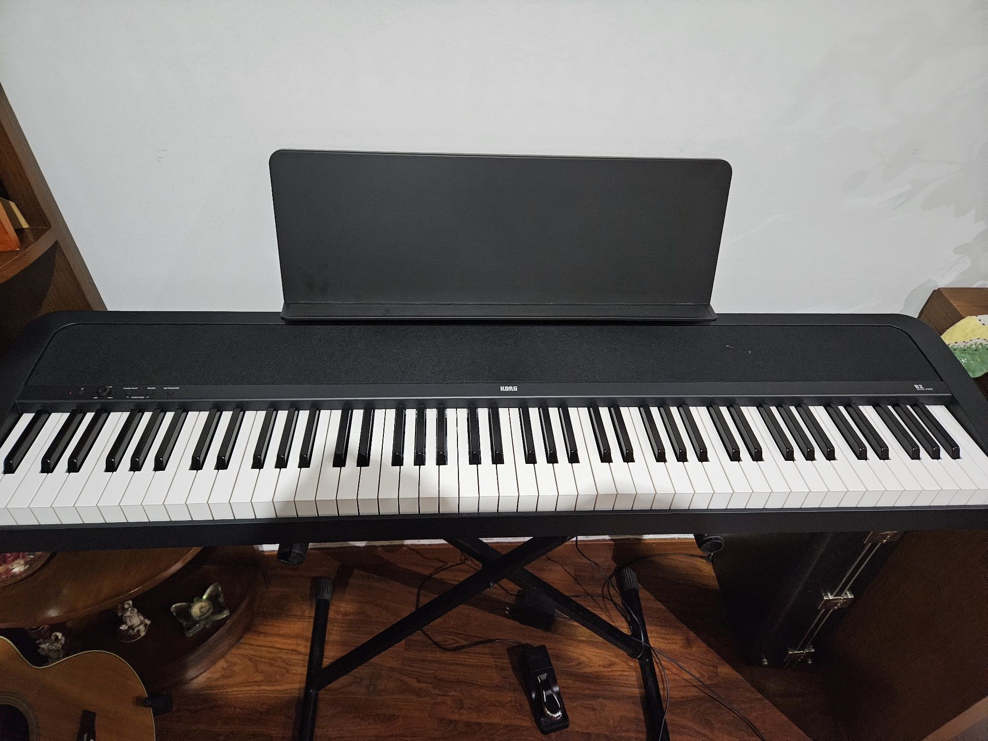 Korg B2 - Piano Preto como novo