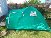 Tenda de campismo 2/3 pessoas, como nova (usada uma vez)