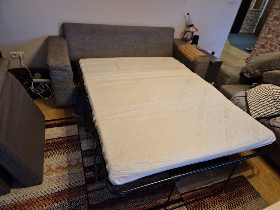 Sofy 2 i 3-osobowa z funkcją spania