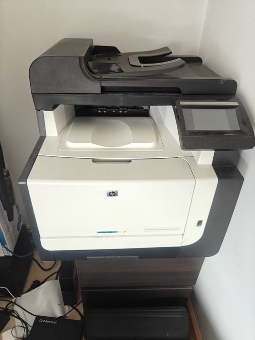 Impressora HP Laserjet Pro CM1415fn